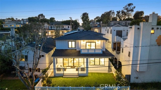 3002 Laurel Avenue, Manhattan Beach, California 90266, 5 Bedrooms Bedrooms, ,5 BathroomsBathrooms,Residential,Sold,Laurel,SB22092750