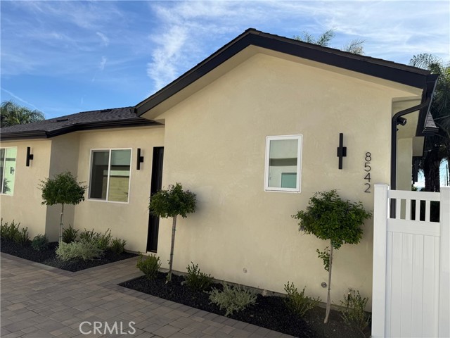 Detail Gallery Image 26 of 28 For 8546 Vanalden, Northridge,  CA 91324 - 2 Beds | 1 Baths