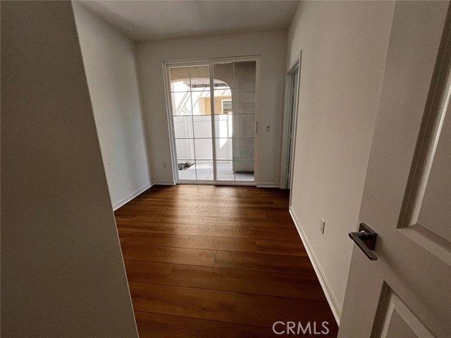 Detail Gallery Image 7 of 27 For 2557 E Lincoln Paseo, Ontario,  CA 91762 - 4 Beds | 4 Baths