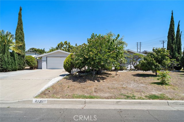8721 La Grand AVE