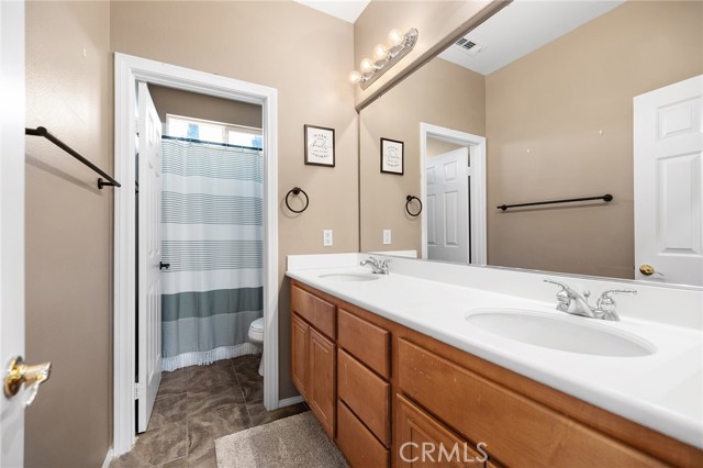 Detail Gallery Image 27 of 62 For 33713 Pebble Brook Cir, Temecula,  CA 92592 - 4 Beds | 3 Baths