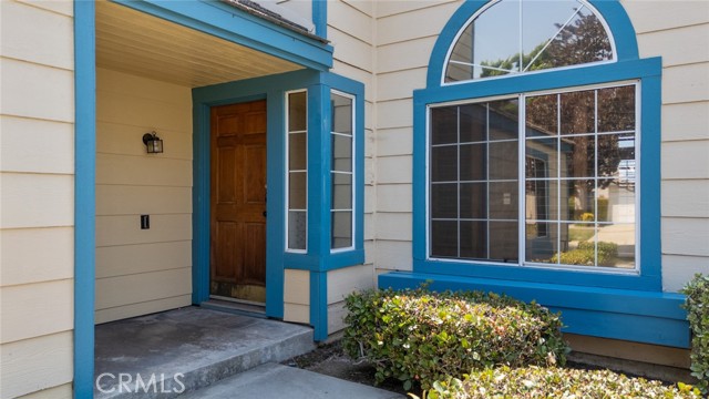 5795 Blackbird Lane, La Verne CA: https://media.crmls.org/medias/a7e17174-a51e-47c3-ab42-1cc7b6e506d1.jpg
