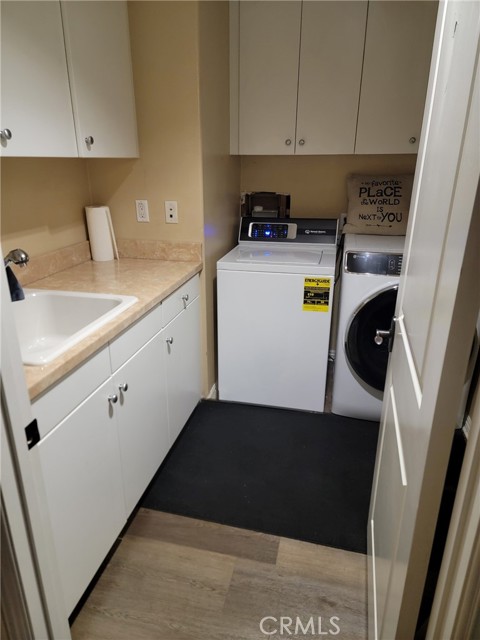 Detail Gallery Image 15 of 33 For 3103 S Hampton Way, Ontario,  CA 91761 - 4 Beds | 4/1 Baths