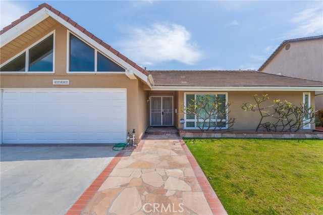 Detail Gallery Image 3 of 42 For 17482 Bellport Cir, Huntington Beach,  CA 92649 - 4 Beds | 2 Baths