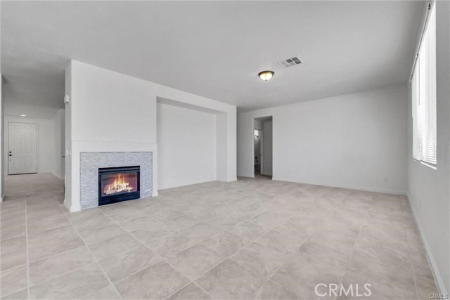 24821 Melrose Drive, Romoland CA: https://media.crmls.org/medias/a7e2c688-bb05-4e0c-b8b7-ea14b4410fcd.jpg