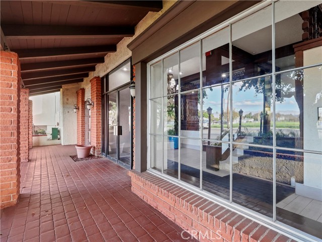 12720 Burbank Boulevard, Valley Village CA: https://media.crmls.org/medias/a7e4fc12-9399-4bdc-916a-61ceb9d81eda.jpg