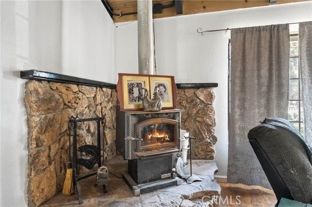 Detail Gallery Image 15 of 42 For 9303 Stagecoach Ln, Lower Lake,  CA 95457 - 4 Beds | 2 Baths