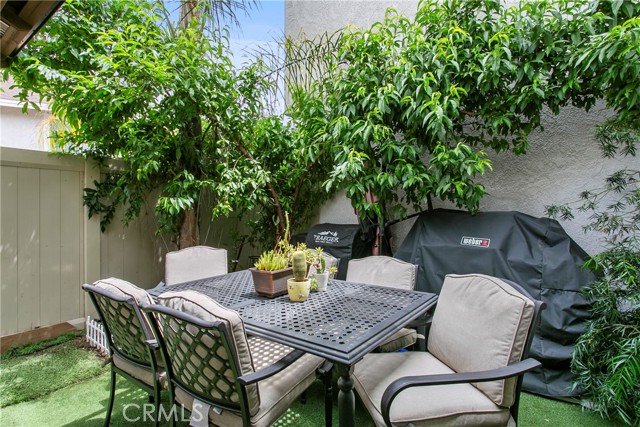 Detail Gallery Image 25 of 33 For 5 Robin Hill Ln, Laguna Hills,  CA 92653 - 3 Beds | 2/1 Baths