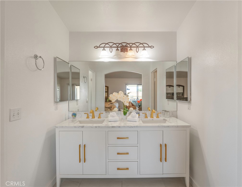 MLS #IG25254323 image #27