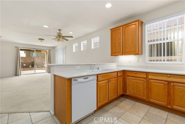 1729 Desert Poppy Lane, Beaumont CA: https://media.crmls.org/medias/a7e5ecf5-5807-4984-9a41-475595b49709.jpg