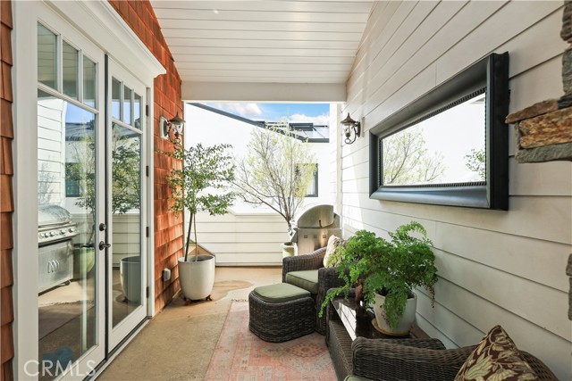 Detail Gallery Image 30 of 37 For 516 Poinsettia #B,  Corona Del Mar,  CA 92625 - 3 Beds | 3 Baths