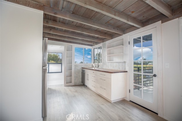 Detail Gallery Image 8 of 36 For 699 Griffith Way, Laguna Beach,  CA 92651 - 3 Beds | 2 Baths