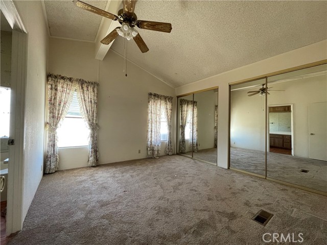 Detail Gallery Image 9 of 24 For 10961 Desert Lawn Dr #105,  Calimesa,  CA 92223 - 2 Beds | 2 Baths