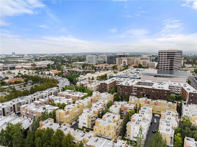 Detail Gallery Image 26 of 27 For 408 E Jeanette Ln, Santa Ana,  CA 92705 - 4 Beds | 2/1 Baths