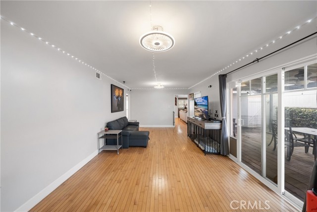 Detail Gallery Image 19 of 52 For 3805 W 180th Place, Torrance,  CA 90504 - 4 Beds | 3 Baths