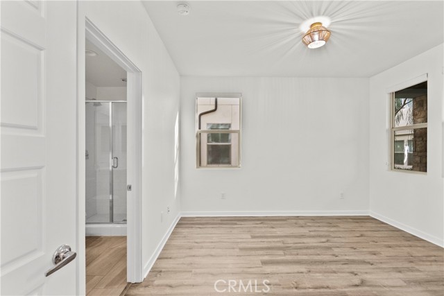 Detail Gallery Image 20 of 56 For 19542 Empire Ln, Northridge,  CA 91324 - 4 Beds | 4 Baths