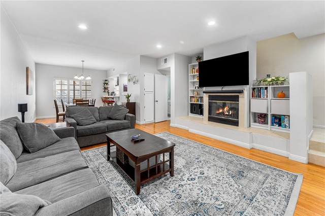 Image 9 of 35 For 515 Madison Avenue 2