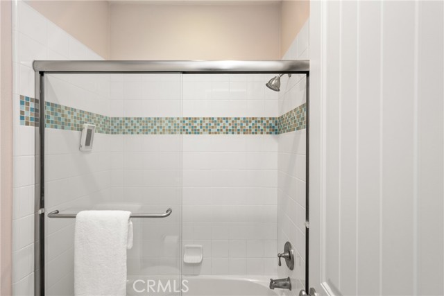 8315 Kendall Drive, Huntington Beach CA: https://media.crmls.org/medias/a7eb60df-87cd-40ba-9983-16708c1d4fa8.jpg
