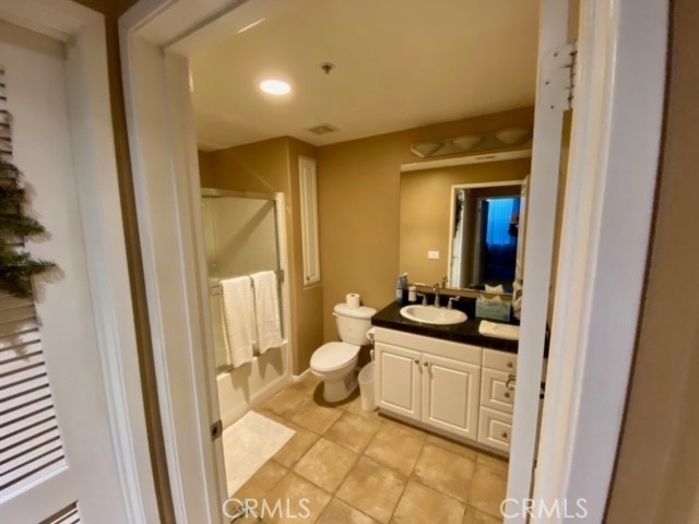 Detail Gallery Image 12 of 12 For 3435 Watermarke, Irvine,  CA 92612 - 2 Beds | 2 Baths