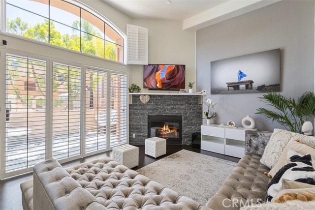 Detail Gallery Image 7 of 26 For 4345 Freedom Dr #C,  Calabasas,  CA 91302 - 2 Beds | 3 Baths