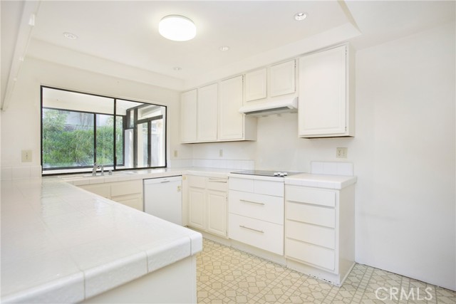 Detail Gallery Image 7 of 22 For 5058 Avenida Del Sol, Laguna Woods,  CA 92637 - 2 Beds | 2 Baths