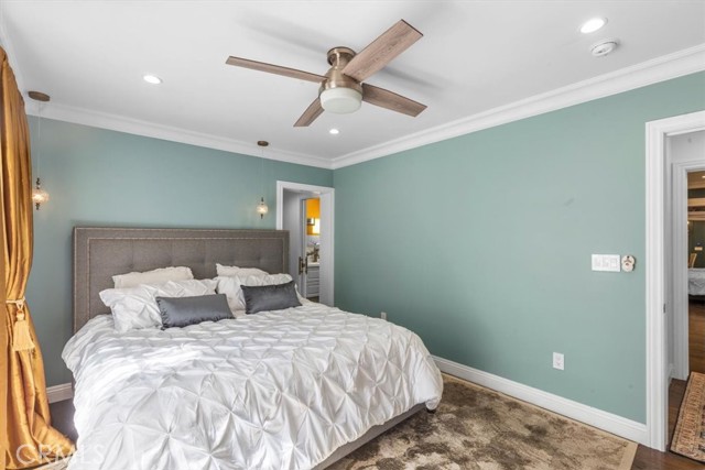 5201 Sale Avenue, Woodland Hills CA: https://media.crmls.org/medias/a7ebe1d3-096b-4749-9f96-f199d8510133.jpg