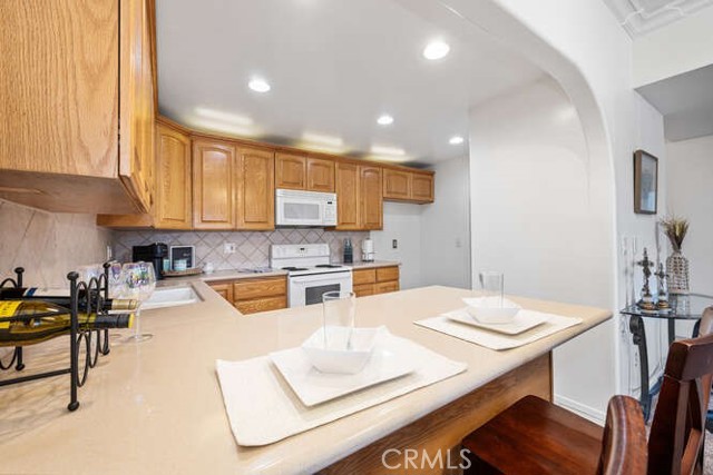 12300 Montecito Road, Seal Beach CA: https://media.crmls.org/medias/a7ec1b24-d0aa-4c65-b794-dc7717f884cc.jpg
