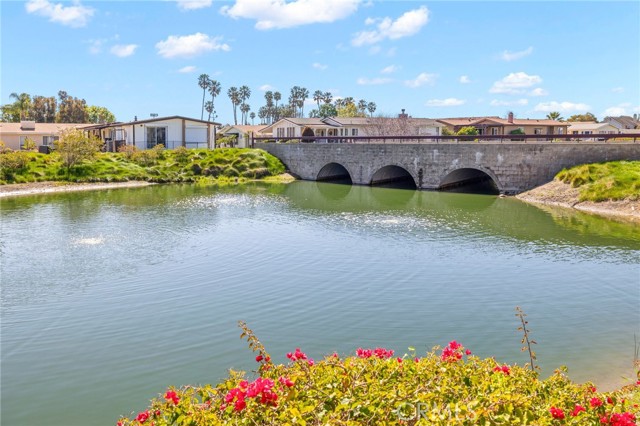 Detail Gallery Image 30 of 35 For 124 Poinsettia Gardens Dr #124,  Ventura,  CA 93004 - 2 Beds | 2 Baths