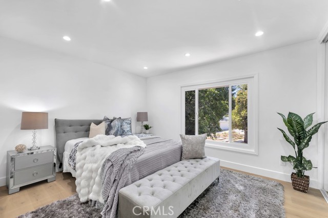 9500 Texhoma Avenue, Northridge CA: https://media.crmls.org/medias/a7ec64af-2b03-47ad-a7eb-18844b6fc806.jpg