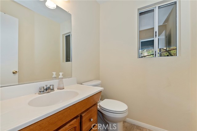 Detail Gallery Image 15 of 40 For 21778 Ridge Dr, Cedarpines Park,  CA 92322 - 3 Beds | 2/1 Baths