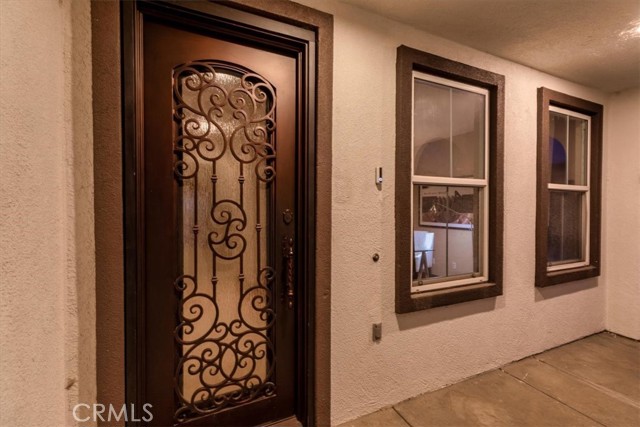 239 Cross Rail Lane, Norco CA: https://media.crmls.org/medias/a7ed00e5-1dba-43b6-ac52-f8601b40458a.jpg