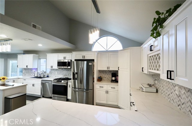 Detail Gallery Image 15 of 51 For 2804 Rippling Brook, Ontario,  CA 91761 - 3 Beds | 2/1 Baths