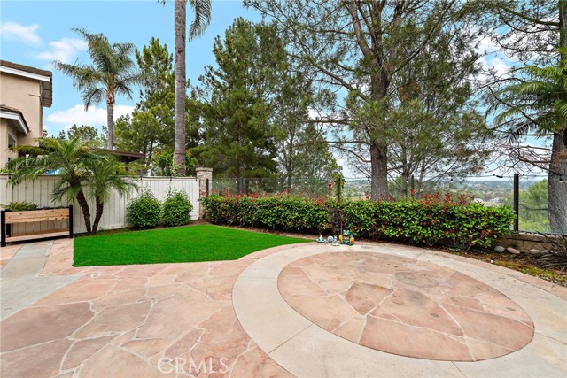 26 Hawksmoor, Aliso Viejo CA: https://media.crmls.org/medias/a7ee5718-2569-4891-b951-52f94eff5042.jpg