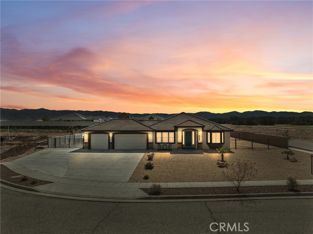 Detail Gallery Image 2 of 50 For 16917 Mora Ct, Hesperia,  CA 92345 - 4 Beds | 3/1 Baths