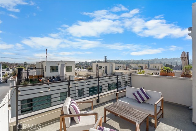 Detail Gallery Image 24 of 27 For 4524 N Ayla, Los Angeles,  CA 90041 - 3 Beds | 4 Baths