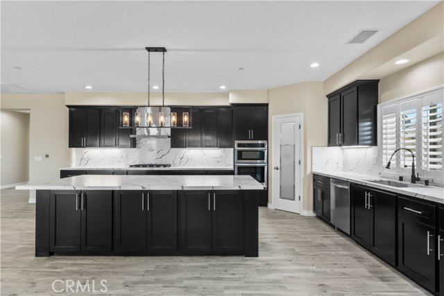 39581 Mountain View Road, Yermo CA: https://media.crmls.org/medias/a7ef5e90-61d3-4569-86e4-4e3f76a1760e.jpg