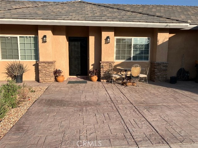 13207 El Rio Road, Victorville CA: https://media.crmls.org/medias/a7ef8156-c200-40ea-8988-85086d0e9273.jpg
