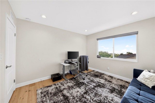 Detail Gallery Image 8 of 32 For 30358 via Rivera, Rancho Palos Verdes,  CA 90275 - 4 Beds | 2/1 Baths