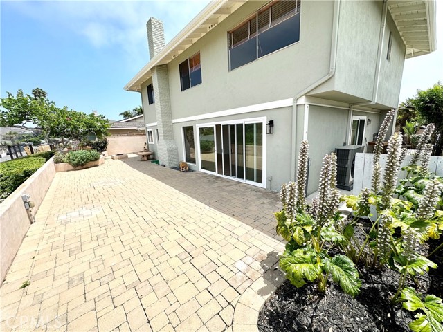 239 Via Socorro, San Clemente CA: https://media.crmls.org/medias/a7efbd96-e753-4b8d-bdfa-87a5d73609be.jpg