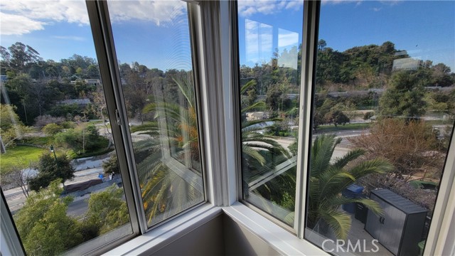 Detail Gallery Image 5 of 15 For 254 Thorne St, Los Angeles,  CA 90042 - 1 Beds | 1 Baths