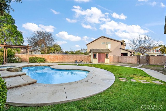 14132 Peral Court, Chino CA: https://media.crmls.org/medias/a7f1256e-3111-441e-9644-9091a1363e8b.jpg