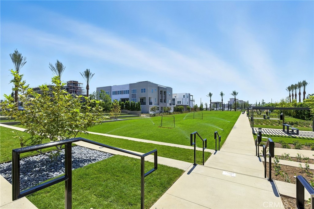 MLS #OC25173765 image #30