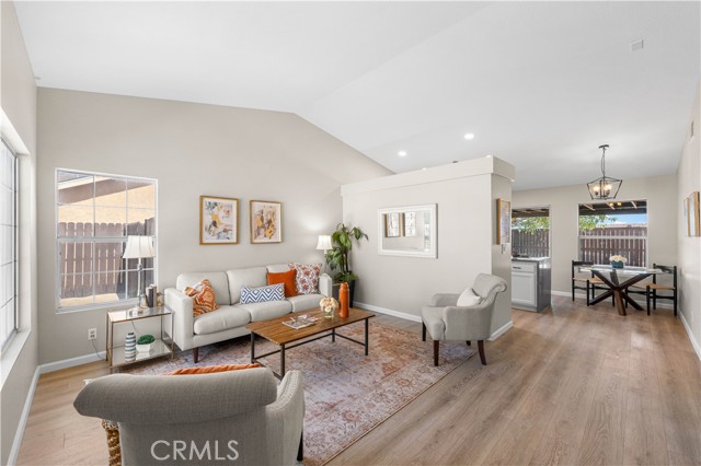 1472 Bedford Avenue, Rosamond CA: https://media.crmls.org/medias/a7f13cfe-e618-455c-8d23-2300acfbd33c.jpg