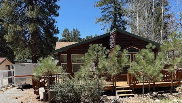Detail Gallery Image 1 of 2 For 1106 Comanche Dr, Fawnskin,  CA 92333 - 2 Beds | 2 Baths