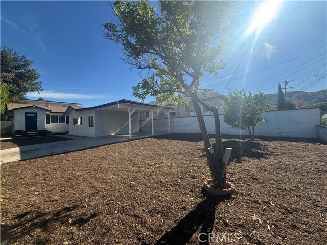 Detail Gallery Image 11 of 52 For 10358 Eldora Ave, Sunland,  CA 91040 - 2 Beds | 2 Baths