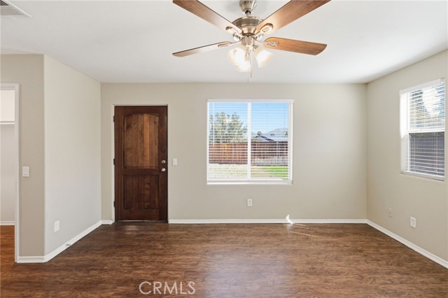 Detail Gallery Image 5 of 61 For 1420 Timberlane, Riverside,  CA 92506 - 5 Beds | 4 Baths