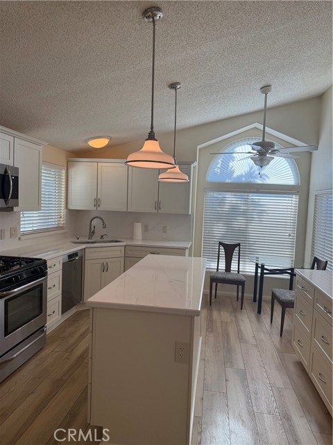 Detail Gallery Image 7 of 37 For 140 W Pioneer Ave #134,  Redlands,  CA 92374 - 2 Beds | 2 Baths
