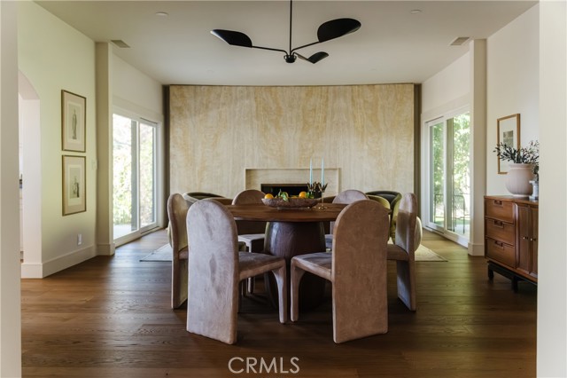 2201 N Hobart Boulevard, Los Angeles CA: https://media.crmls.org/medias/a7f4f3e9-2475-4a09-aa8a-60cd3c61c53d.jpg