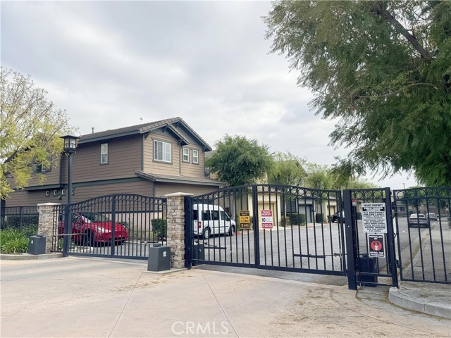 1758 Lordsburg Court, La Verne CA: https://media.crmls.org/medias/a7f5686c-ccf1-4019-bf3f-c5b05323c5c4.jpg