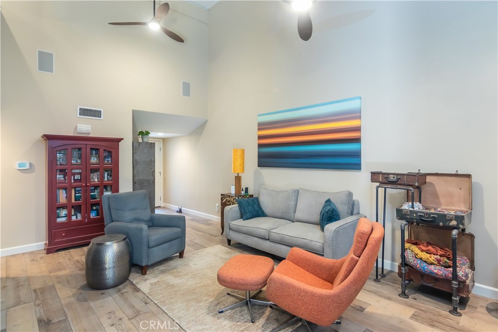 MLS #SR25246600 image #5